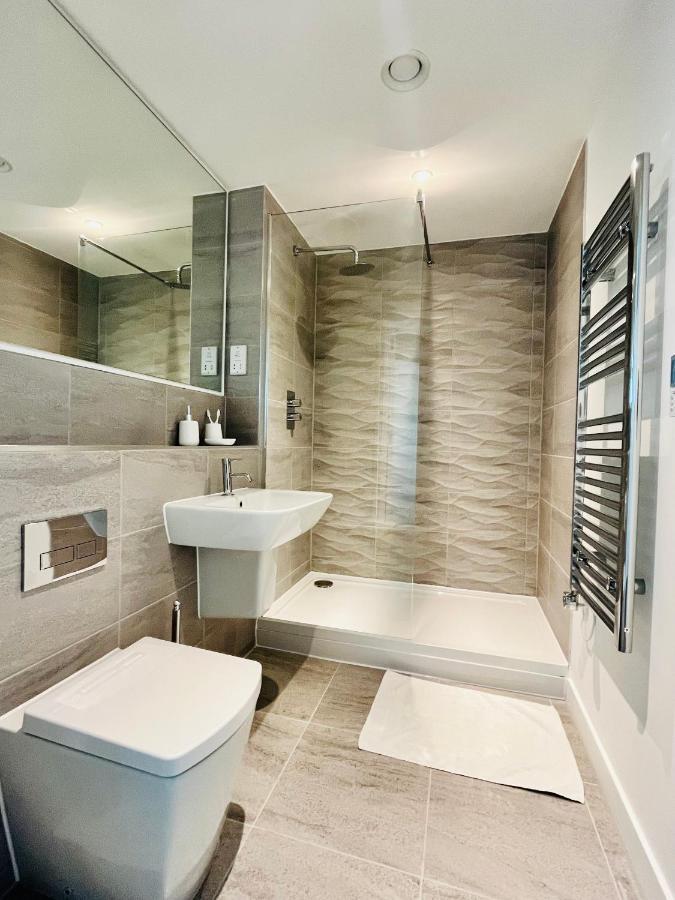 Fully Equipped One Bedroom Apartment Near Old Trafford Stadium! Manchester Eksteriør bilde